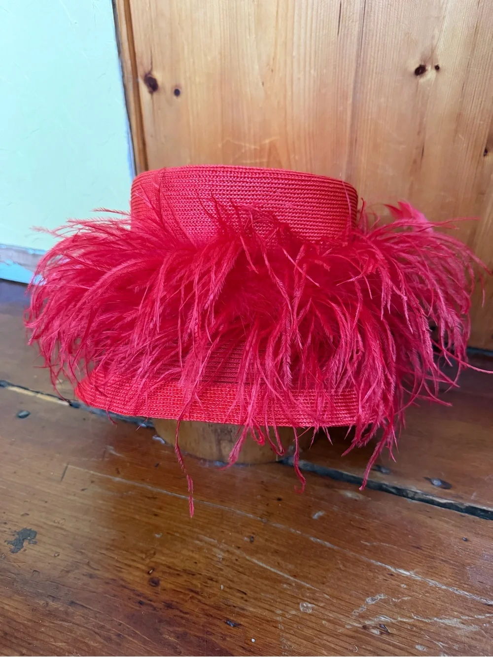Women's Feather Trim Hot Pink Straw Hat